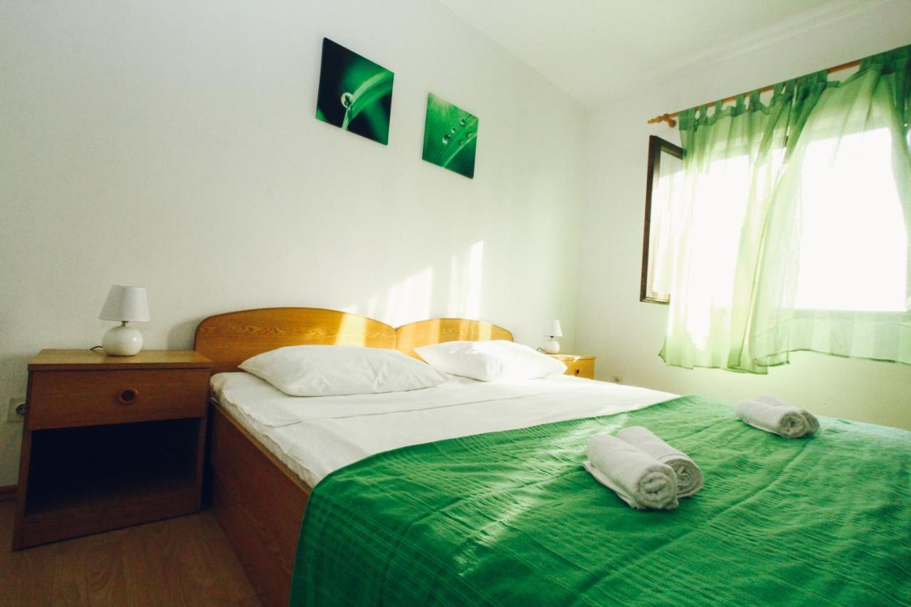 Apartments Gaja Green Ap Sveti Filip i Jakov Kültér fotó